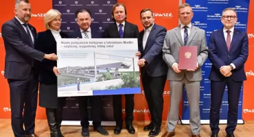 Nowa linia kolejowa do lotniska w Modlinie coraz bliżej. Wojewoda podpisał decyzję lokalizacyjną