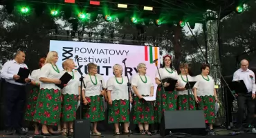 Sąsiedzkie Echa - występ w Klubie Seniora w Otwocku