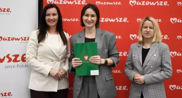 Nowy sprzęt i umundurowanie dla strażaków z gmin Kołbiel i Osieck dzięki programowi „Mazowsze dla straży pożarnych”