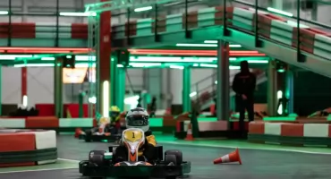 Gokarty – pomysł na weekend, który daje więcej niż tylko rozrywkę