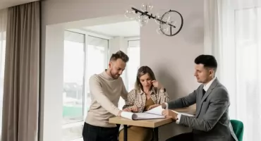 Przewodnik po rynku pierwotnym Marki: jak wybrać nowoczesne mieszkanie od dewelopera