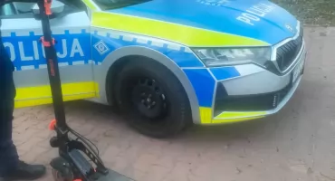 Mandaty dla użytkowników hulajnóg i rowerów elektrycznych . Otwocka policja skontrolowała 44 osoby