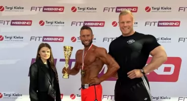 Strażak z Otwocka Mistrzem Polski w fitness. Jak łączyć służbę z pasją?