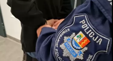 Brutalne pobicie jubilata na urodzinach w powiecie otwockim. Dwóch sprawców w areszcie