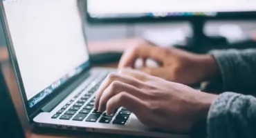 Czy operat szacunkowy online ma moc prawną?