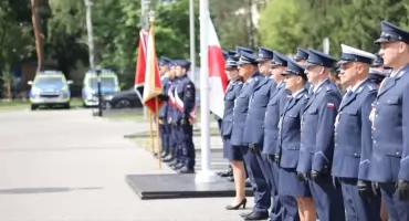 Święto Policji w Otwocku 2026. Awanse, odznaczenia i tłumy mieszkańców na pikniku służb mundurowych